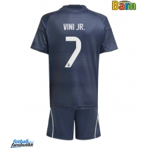 Real Madrid Vinicius Junior #7 Bortedraktsett Barn 2025-26 Kortermet (+ Korte bukser)